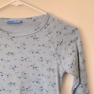 Cute Blue Floral Long Sleeve Tee